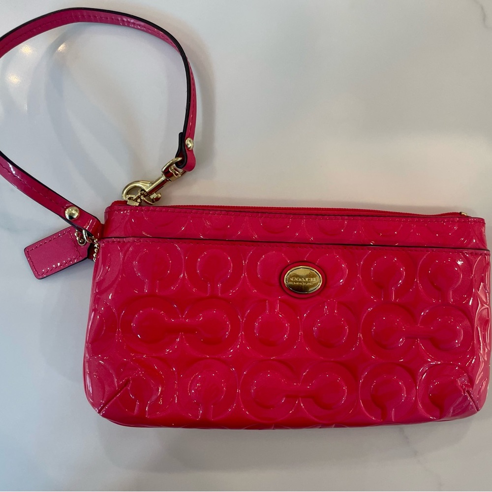 Cute Coach hot pink, wristlet, wallet